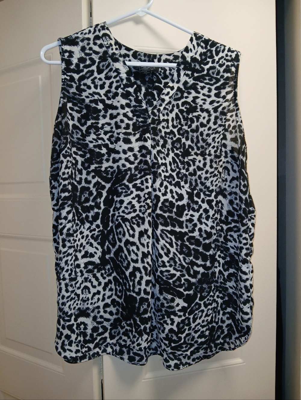 Rachel Zoe Black and White Leopard-Print Shirt